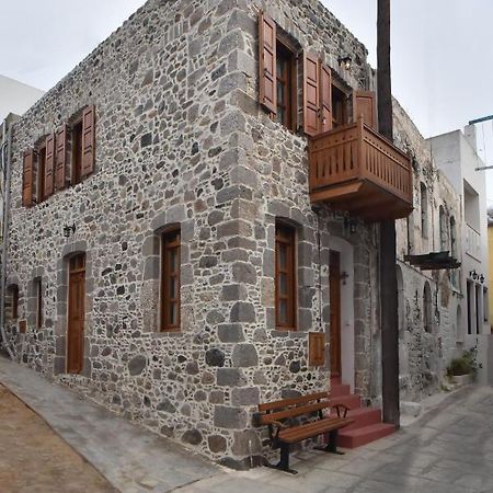 Patriko Nisyrian Guesthouse Mandrákion Esterno foto
