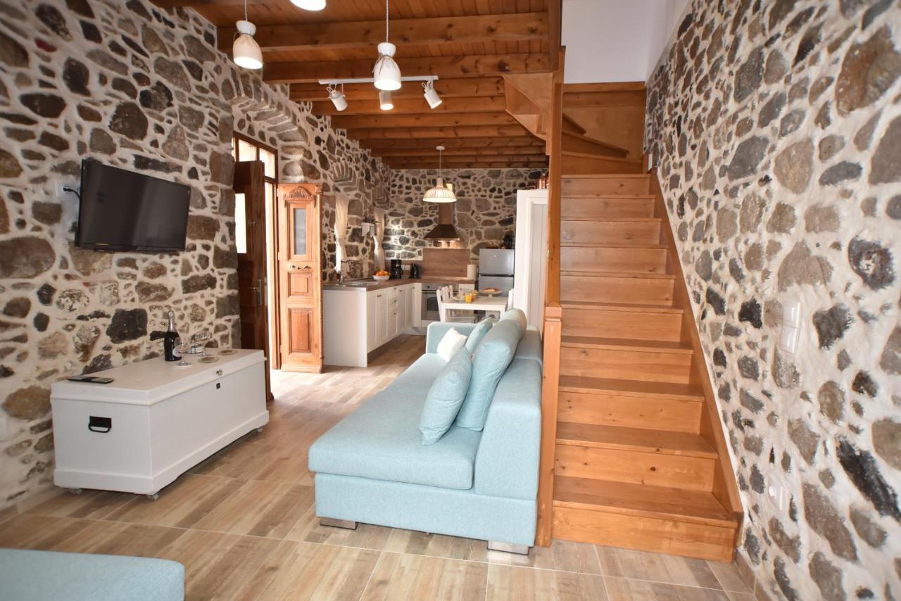 Patriko Nisyrian Guesthouse Mandrákion Esterno foto
